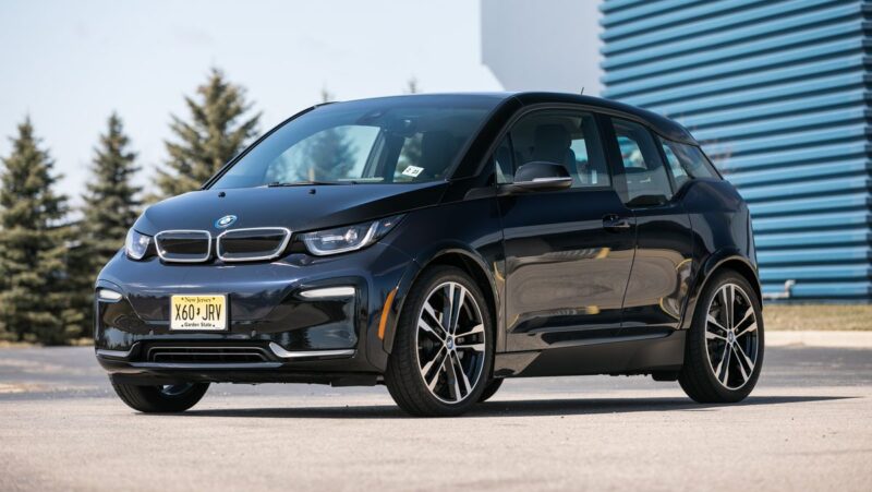 2019 BMW i3 أفضل السيارات الكهربائية المستعملة