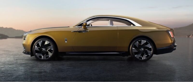 Rolls Royce Specter أكثر السيارات الأوروبية إثارة في السوق