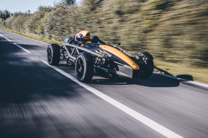 20210 Ariel Atom 500 أفضل السيارات الرياضية الخارقة
