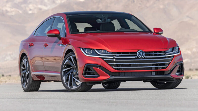 2023 Volkswagen Arteon أفضل السيارات التنفيذية