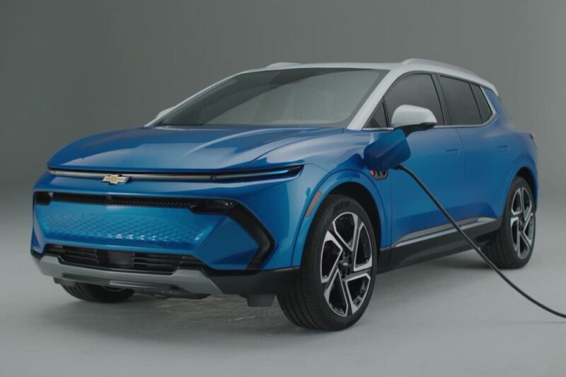 قائمة السيارات الكهربائية لعام 2023 : 50 طرازًا يجب الانتباه إليها 3 2024 Chevrolet Equinox EV قائمة السيارات الكهربائية لعام 2023
