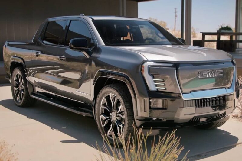 2024 GMC Sierra EV Denali Edition شاحنات البيك أب الكهربائية