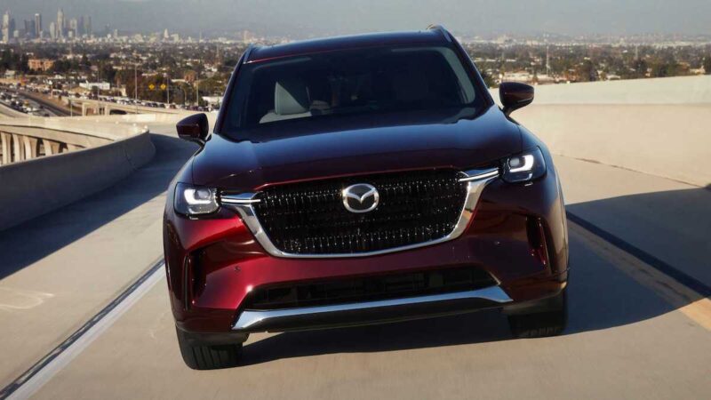 CX90 2024 سيارة SUV هايبرد مع 3 صفوف من