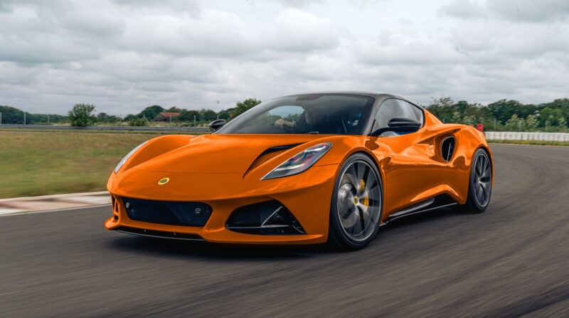 لوتس إميرا 2023