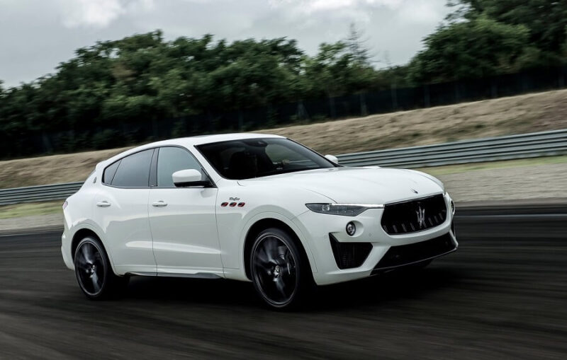 سيارة مازيراتي ليفانتي 2023