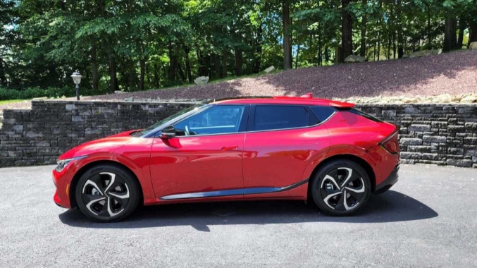 2022 Kia EV6 GT Line AWD نطاق الطرق السريعة الحقيقي