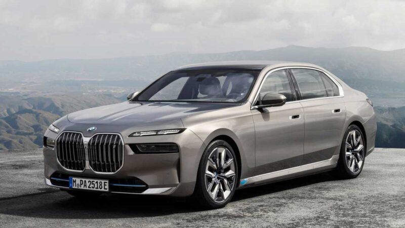 BMW i7 xDrive60 2023
