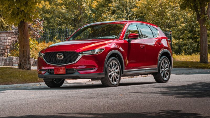 02 2020 Mazda CX 5 أفضل السيارات الأوتوماتيكية المستعملة