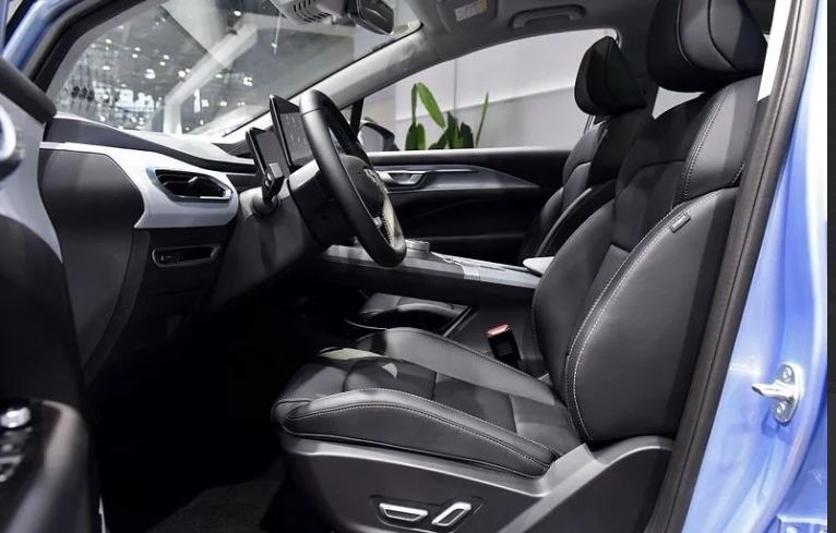 تقييم شامل 2023 Geely Geometry C عيوب ومميزات ومواصفات الهاتشباك الكهربائية الصينية الرائعة 17 029 Geely geometry C جيلي جيومتري سي 1