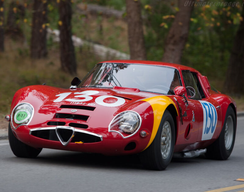 11 من أجمل السيارات على الإطلاق بتصميمات أيقونية صمدت أمام إختبار الزمن 15 06 Alfa Romeo Giulia TZ2 أجمل السيارات على الإطلاق تصاميم خالدة التصاميم الخالدة