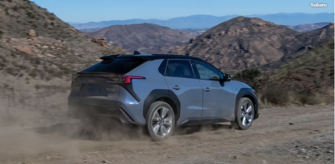 01 2023 Subaru Solterra سيارات الكروس أوفر الكهربائية بأفضل تقييمات الموثوقية المتوقعة