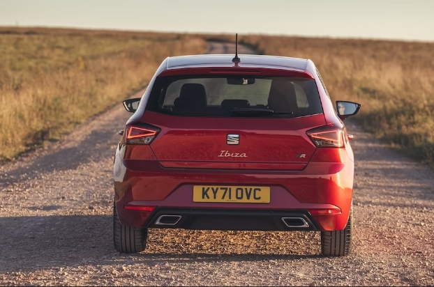 تقييم شامل سيات إيبيزا SEAT Ibiza 2023 عيوب ومميزات وأسعار السيارة الأسبانية الأكثر مبيعًا 27 018 سيات إيبيزا SEAT Ibiza 2023