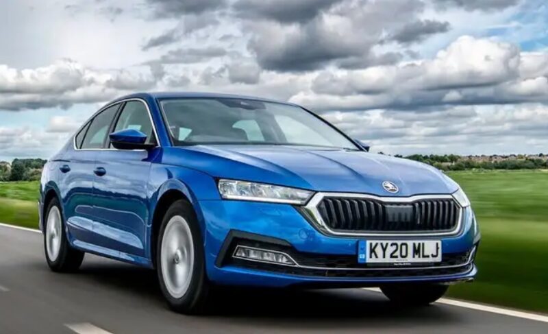 037 سكودا اوكتافيا 2023 Skoda Octavia