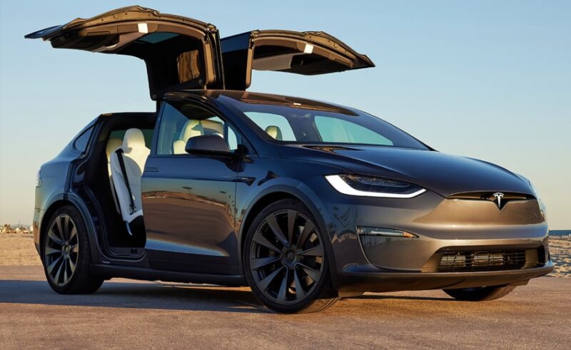 05 2023 Tesla Model X Plaid السيارات الأمريكية الفاخرة الحديثة