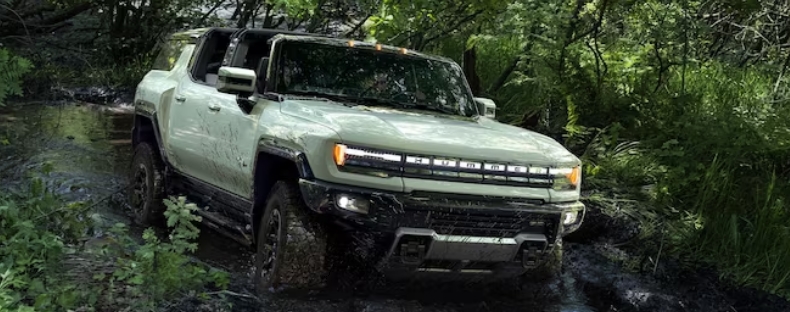 06 2023 GMC Hummer EV SUV السيارات الأمريكية الفاخرة الحديثة