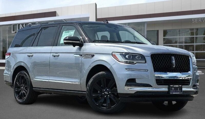 08 2023 Lincoln Black Label Navigator السيارات الأمريكية الفاخرة الحديثة