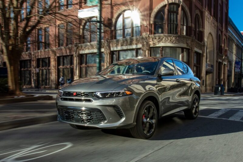 08 دودج هورنيت 2023 Dodge Hornet 1
