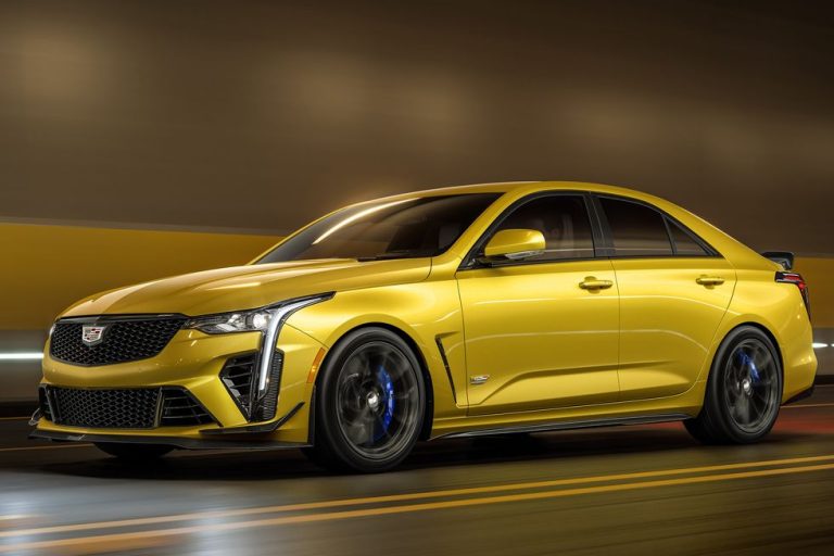 كاديلاك CT5-V بلاك وينج