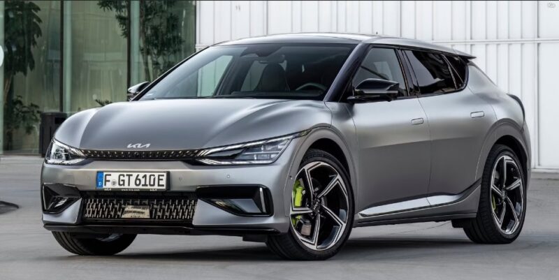 01 2023 Kia EV6 GT أسرع السيارات النائمة