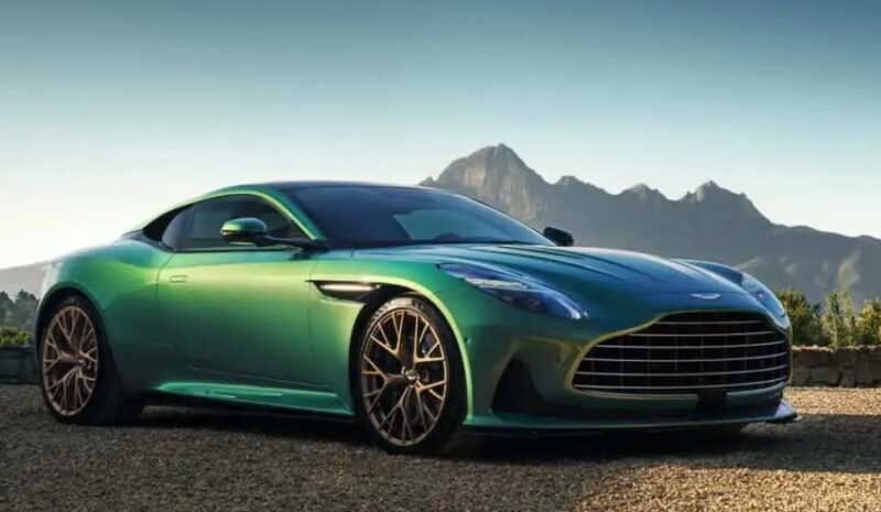02 2024 Aston Martin DB12 دليلك إلى السيارات الجديدة
