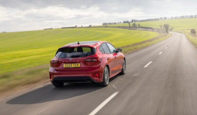 تقييم شامل فورد فوكس 2023 Ford Focus مميزات وعيوب وأسعار 33 02 فورد فوكس 2023 Ford Focus