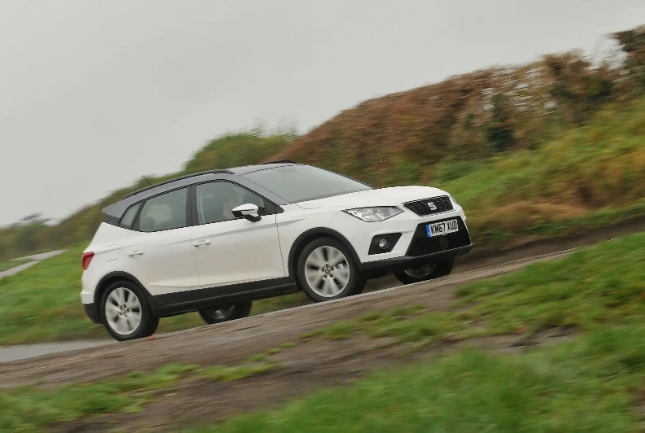 تقييم شامل سيات أرونا 2023 Seat Arona مميزات وعيوب وأسعار ومواصفات 32 027 2023 Seat Arona سيات أرونا 2023