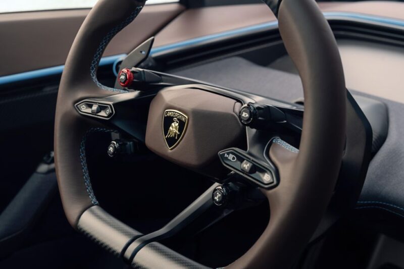08 لامبورجيني لانزادور Lamborghini Lanzador