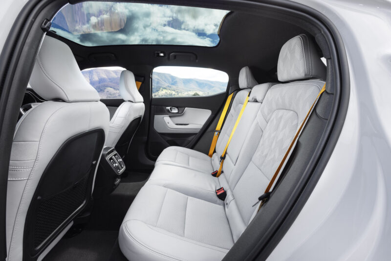031 بوليستار 2 2024 Polestar 2 1