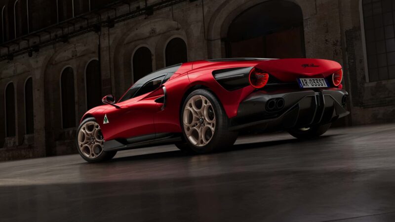 foto alfa romeo 33 stradale 2023 1 1