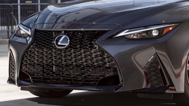 Lexus IS model 2024 1