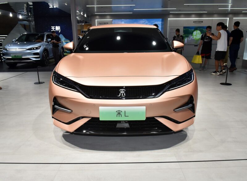 BYD Song L 2 1