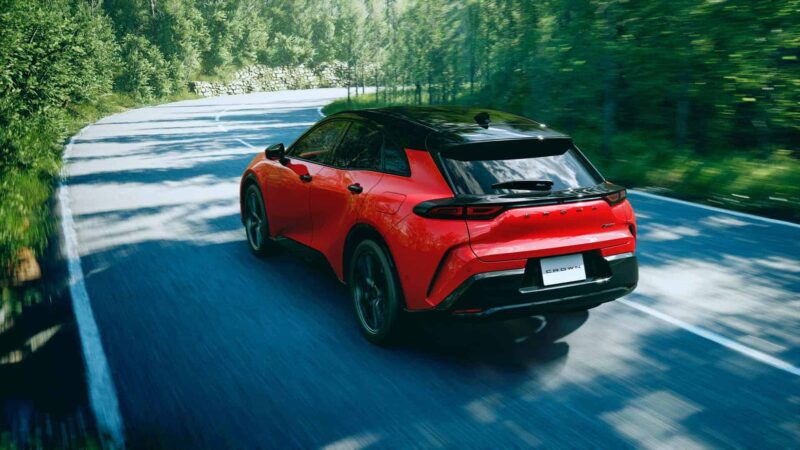 Toyota Crown Sport PHEV 2 1