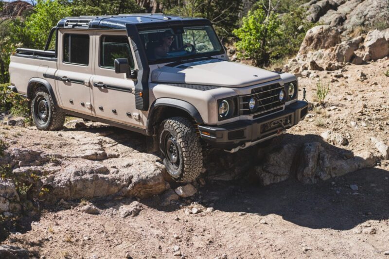 تعرف على إينيوس جرينادير كوارتر ماستر 2025 نسخة البيك آب المميزة من سيارة جرانادير SUV 3 image 3 3