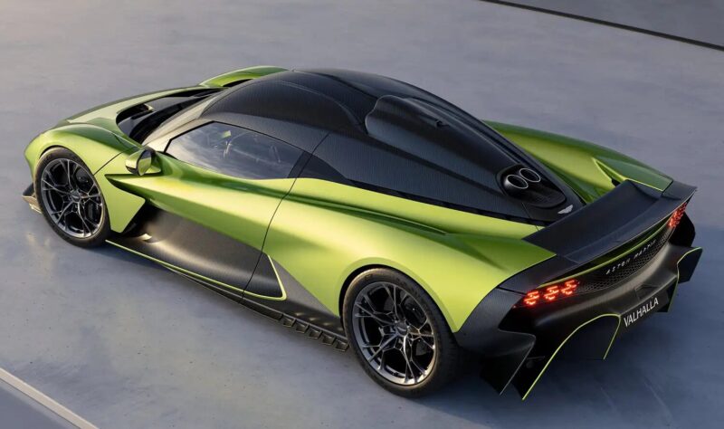 أستون مارتن فالهالا 2026