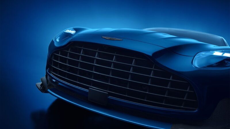 أستون مارتن DB12 S 2026: مزيج مثالي بين الفخامة البريطانية والأداء القوي 4 image 3 7